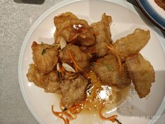 -小船渔村•大连菜•大连焖鱼(黄河路店)