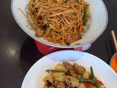 -川流不息·地道川菜·小龙虾(松东路店)