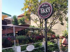 -Tikky Cafe
