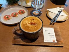 黄金姜黄燕麦拿铁-FOOOO CITY CLUB 孚乐里音乐西餐酒吧(悠方店)