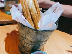 西班牙小油条-tapas by dos cielos西班牙餐厅(重庆光环购物公园店)