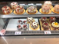 -花花卷卷·鲜食蛋糕(静安久光百货店)