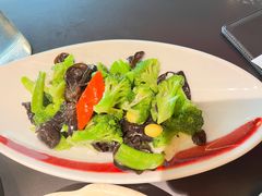 -麻六记(凤凰汇店)