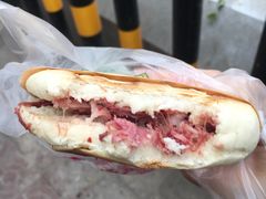 腊牛肉夹馍-杨天玉腊牛羊肉店
