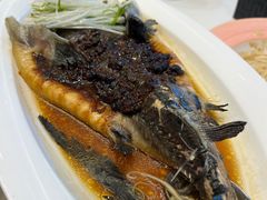 -万龙洲海鲜(大兴绿地缤纷城店)