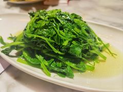 -渝信川菜 · 川味家常菜(财富购物中心店)