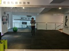 -悦耐私教健身馆(保利中心店)