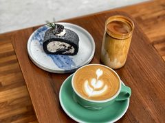 红豆沙拿铁-Line 咖啡(石厦花园店)