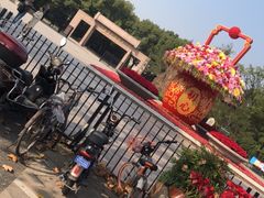 -上海市龙华烈士陵园