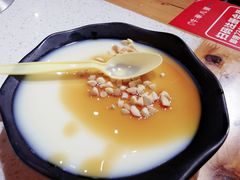 -牛华八婆麻辣烫(龙湖U城店)