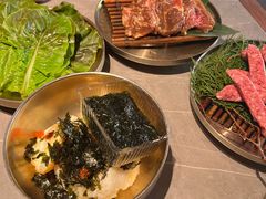 -草家酱蟹炭火烤肉店(珲春南路一店)