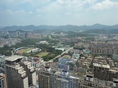 -景月阁空中食府(希尔顿酒店)