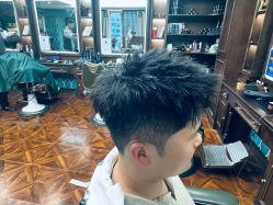 -贝勒爷专业男发