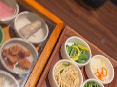 -良米山·云南野生菌过桥米线(上海首店)