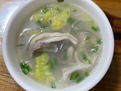 羊杂汤-根宝羊肉店