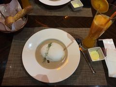 -YUE·6·西式融合餐厅(外滩六号店)