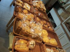 -玥儿弯弯手作烘焙(中海国际社区御城店)