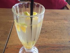 iphone_upload_pic-雕刻时光咖啡馆(交大店)