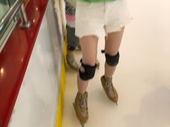 -成都冰纷万象滑冰场