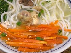 鸡汤米线-云海肴·云南小炒·汽锅鸡(天津国金汇店)