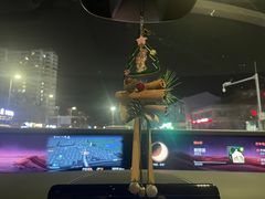 -泡泡玛特POPMART(蓝色港湾店)