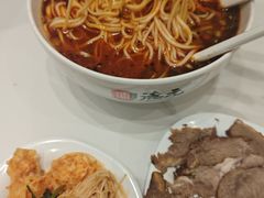 -德元兰州纯汤牛肉面(龙阳路店)