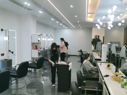 -摩度造型·烫发染发接发