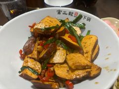 -富正毅三下锅·湘西韵味(天门山索道店)