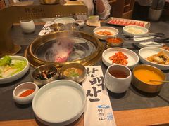 -韩白山·朝鲜族烤牛肉·酱蟹(长宁龙之梦店)