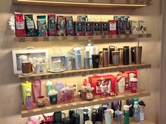 -星巴克臻选(南京金茂览秀城店)