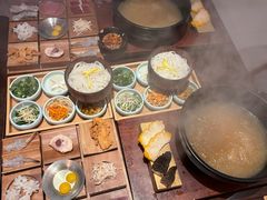 -银米·云南传统过桥米线(双廊黑金冠店)