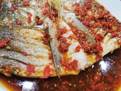 剁椒鱼头-贤花饭店(城阳店)