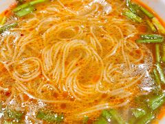 -梁老三麻辣鸡头总店