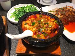 -万重锦·人文川菜馆(骡马市店)