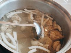 -喃喃椰·糟粕醋·椰子鸡火锅(七堡花园店)