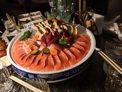 -华邑酒店·鲜艳全日自助餐厅