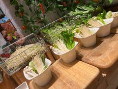 -亚马逊环球美食百汇(新城吾悦广场店)