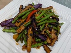 紫苏豆角炒茄子-宝园酒家(美林M·LIVE天地东座店)