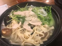 -丽虹云南过桥米线(兴工街店)