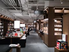 -茑屋书店(天目里店)