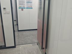 -武汉仁爱口腔(光谷店)