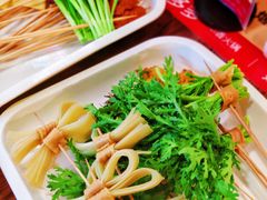 -签多多串串香火锅