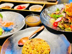 -铭牛烧肉·和牛海鲜自助(高新月牙湖店)
