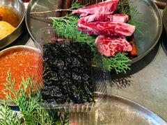 -草家酱蟹炭火烤肉店(珲春南路一店)