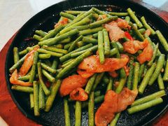 虾酱豆角炒猪颈肉-御满江海鲜酒家(洛溪新城店)