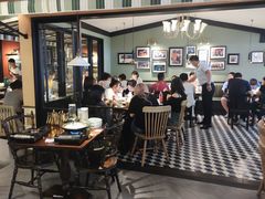 大堂-前海沿·青岛菜(李沧万达店)
