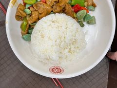 腊八蒜炒肥肠-北大学一食堂