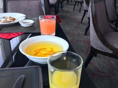 -怡豪大饭店·银顶旋转餐厅