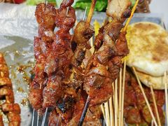 -卞二小串·鹤岗烧烤·坑烤(永定路店)