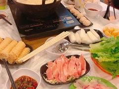-鲜入围煮花胶鸡海鲜火锅